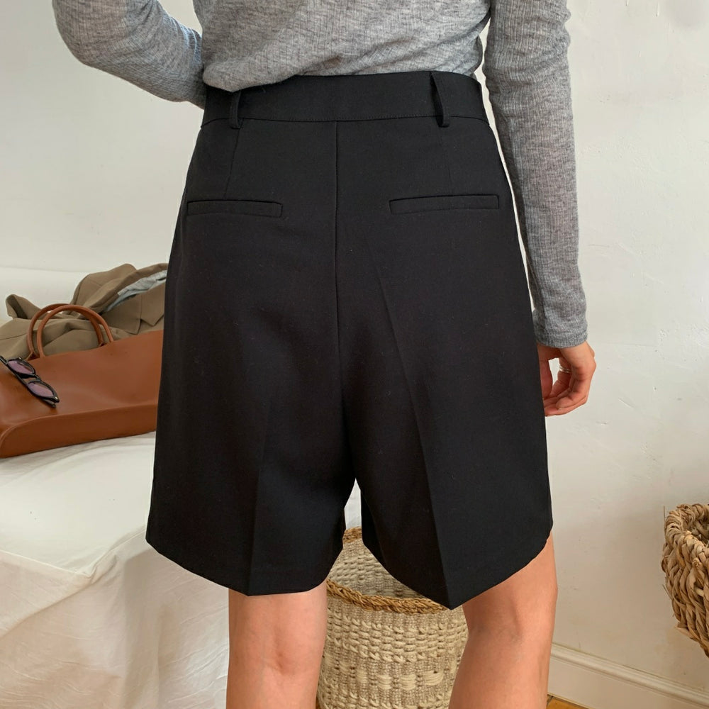 WOOL BLEND TAILORED SHORTS